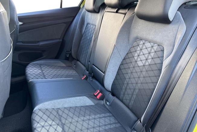 VOLKSWAGEN Golf Photo 9