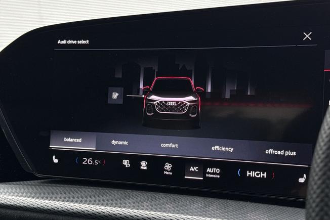 AUDI  Q5 Sportback Photo 53