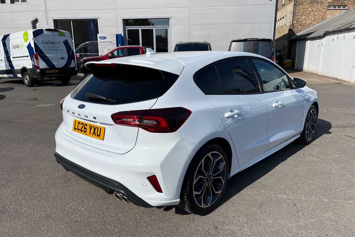 Ford FOCUS Photo 35