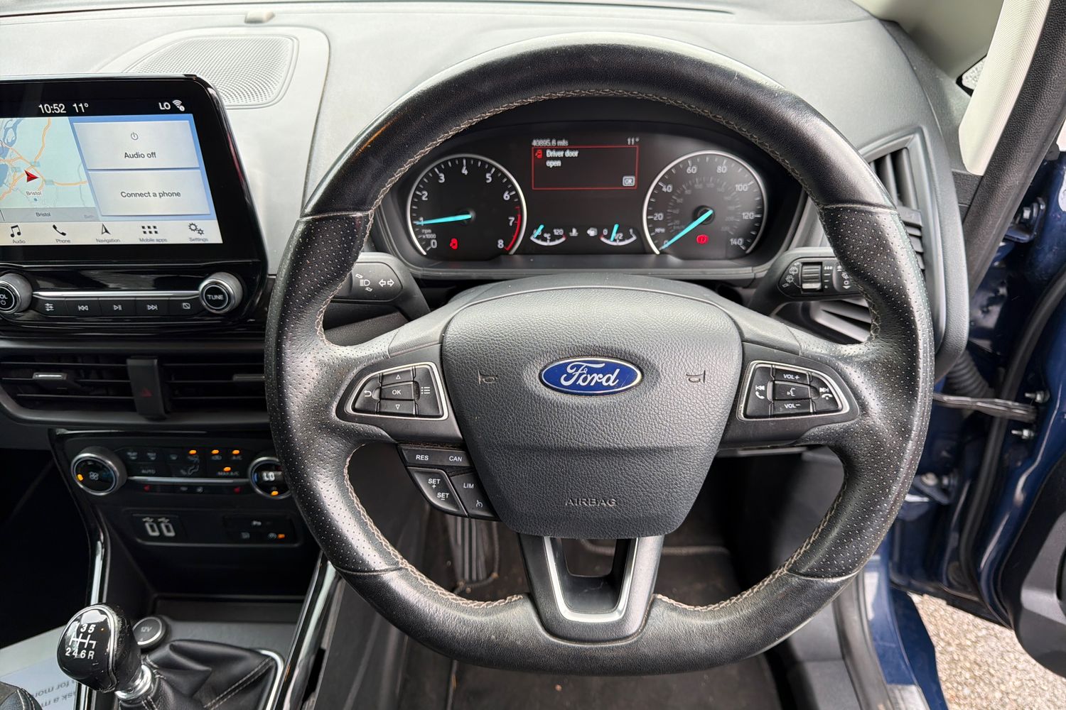 Ford ECOSPORT Photo 11