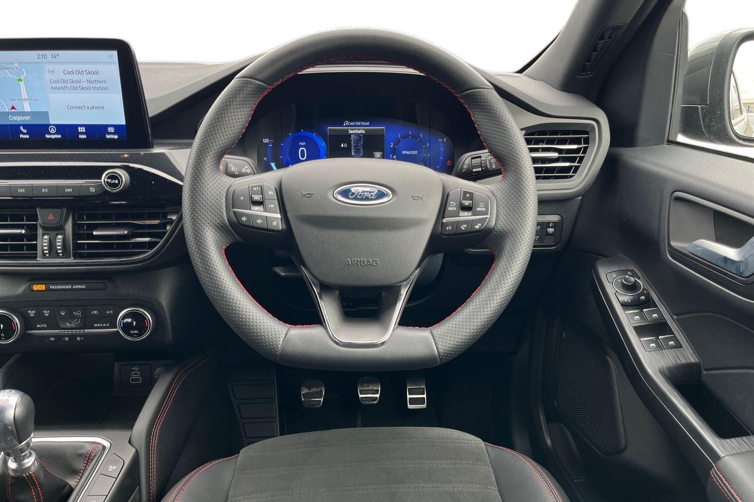 Ford KUGA Photo 10
