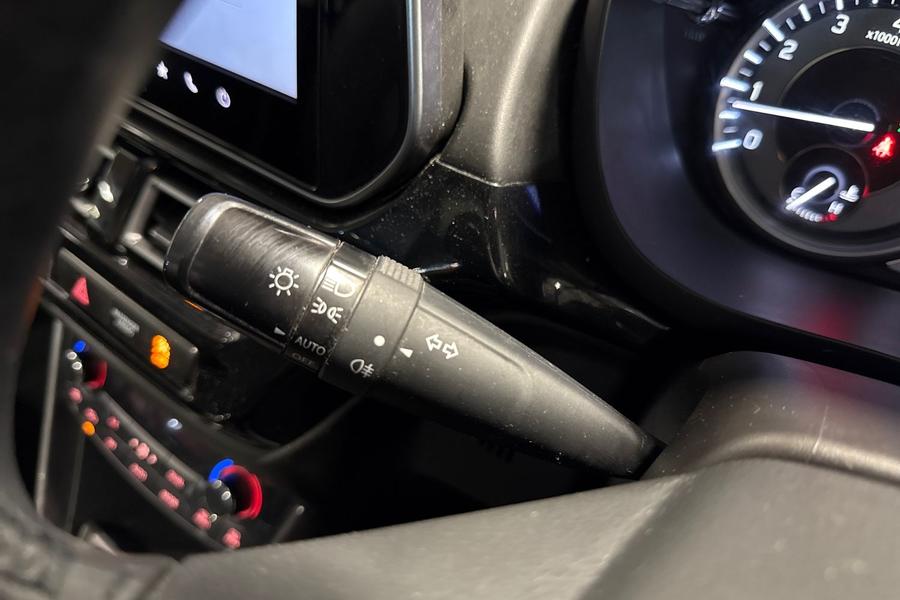 Suzuki S-Cross Photo autoimg-e8bf6d16c4497988e2a8b3d6944cedd64a06f1b5.jpg