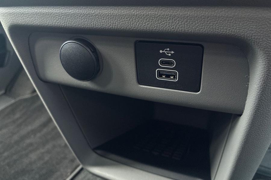 Ford TRANSIT CUSTOM Photo autoimg-e8c3e14207f185cc2dbabf1893ba9b00a251bead.jpg