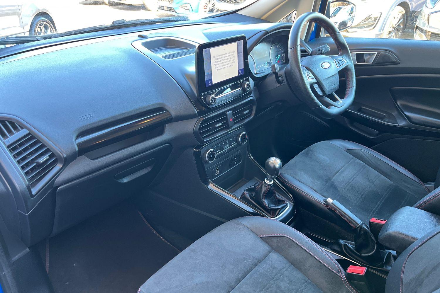 Ford ECOSPORT Photo 17