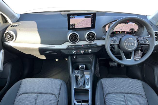 AUDI Q2 Photo 10
