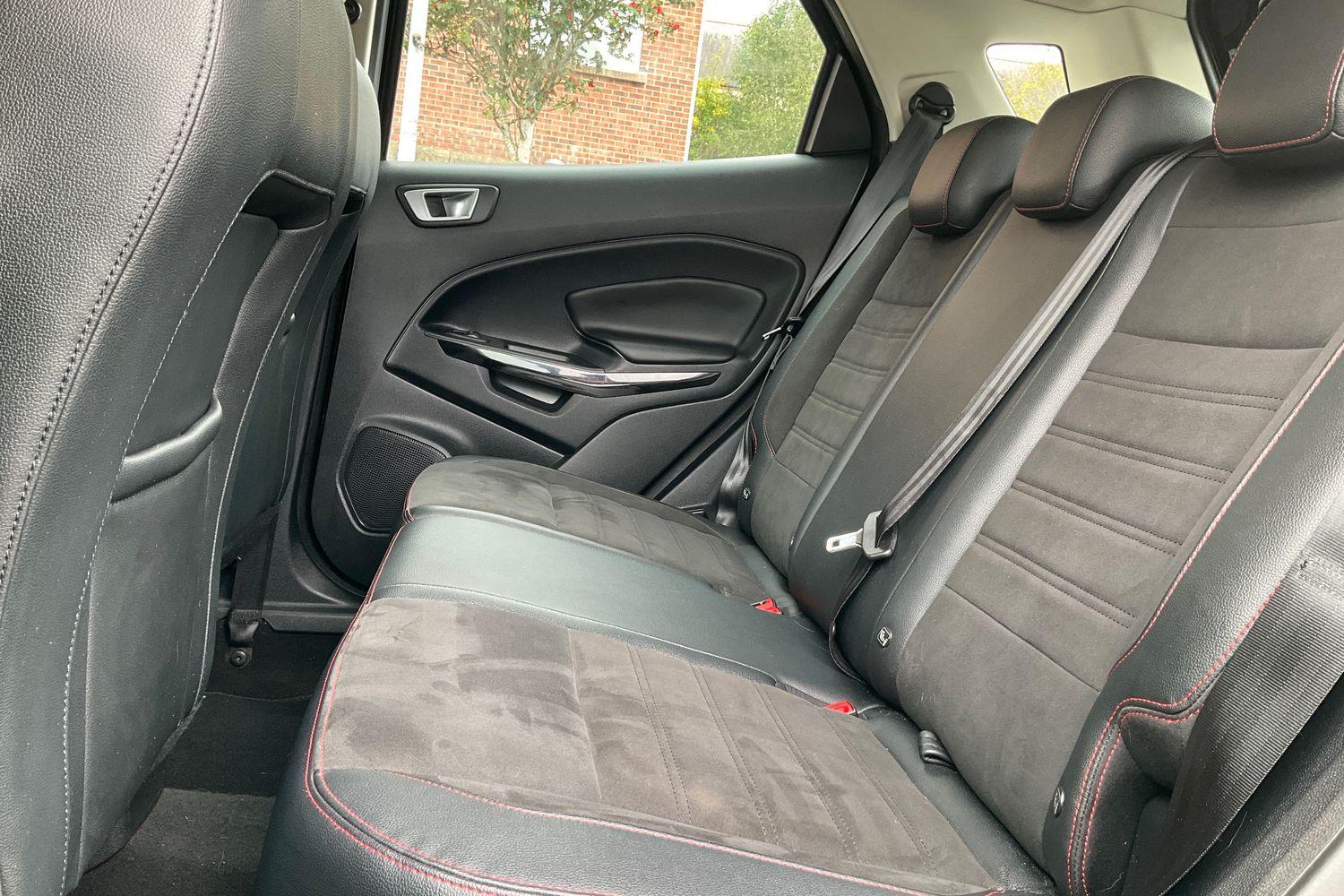 Ford ECOSPORT Photo 19
