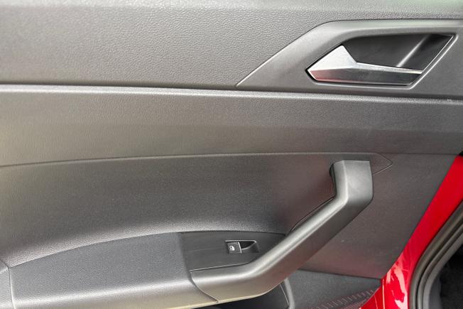 VOLKSWAGEN Polo Photo 33