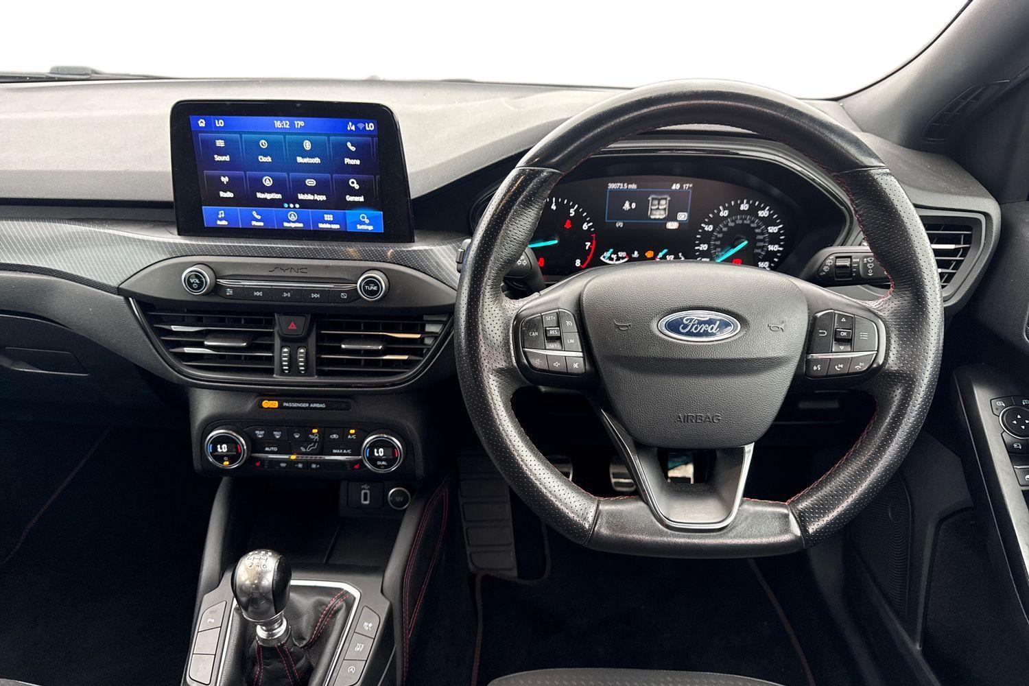 Ford Focus Photo 10