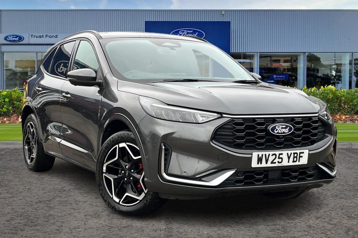 Ford Kuga listing photo