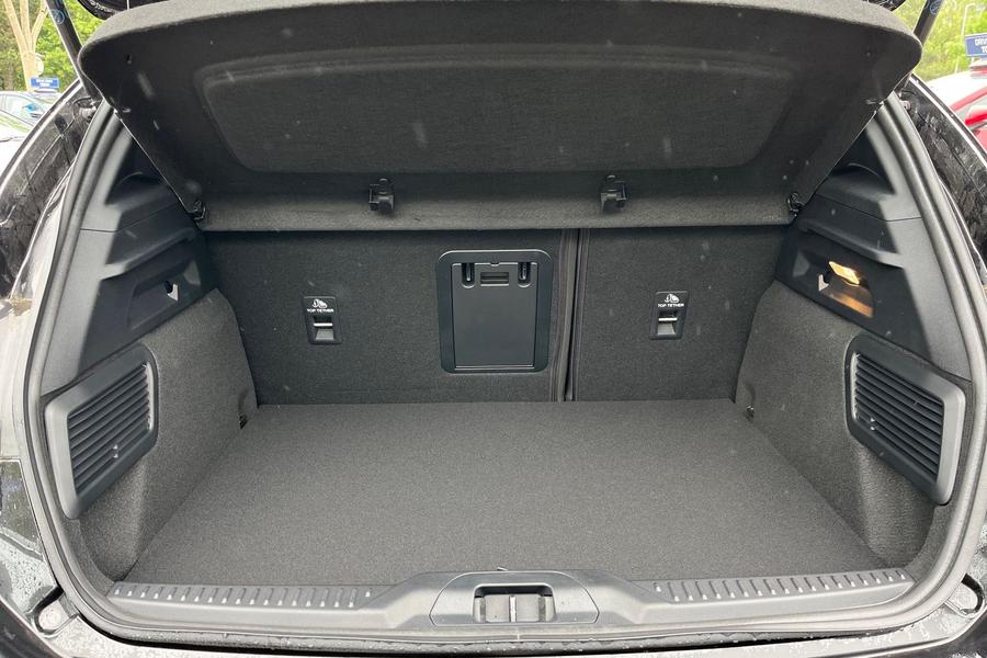 Ford Focus Photo autoimg-e8d1ebf677c8c43c09b8e7a2f0c5c57f7059ff91.jpg