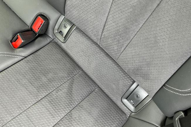 AUDI A4 Photo 46