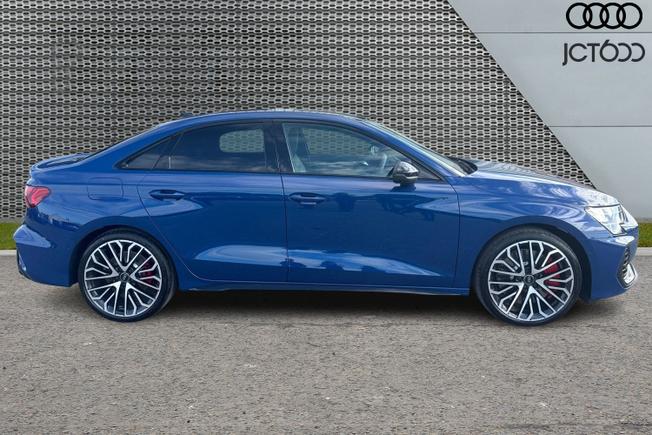 AUDI  S3 Saloon Photo 4