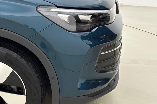VOLKSWAGEN Tiguan Photo 19