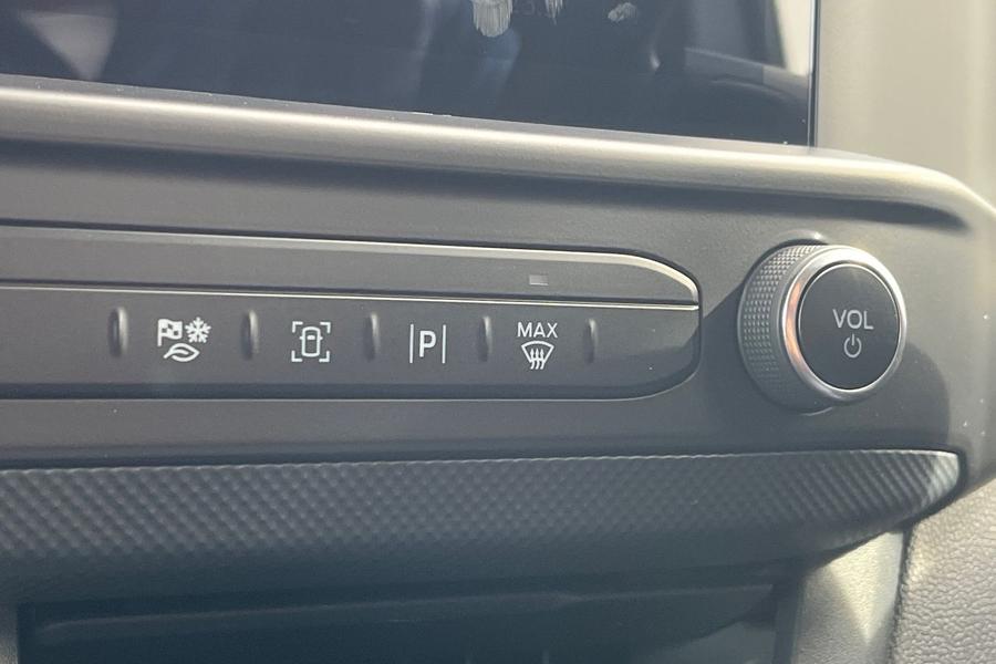 Ford E-TRANSIT CUSTOM Photo autoimg-e8e35ede51fb3be1bcf5b8b5114f0146b4c8e003.jpg