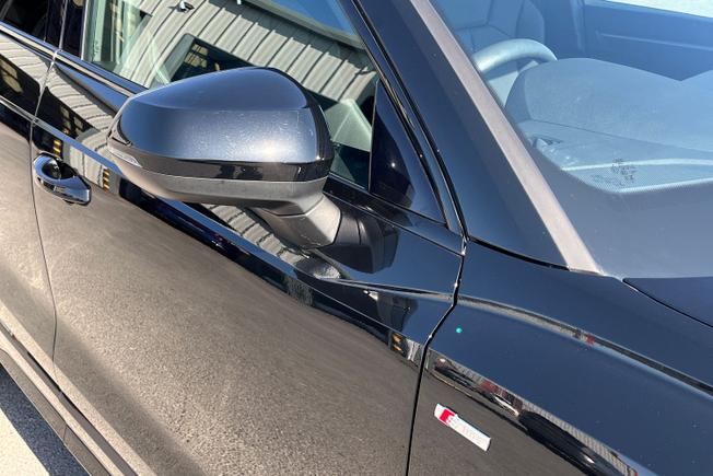 AUDI Q3 Photo 20