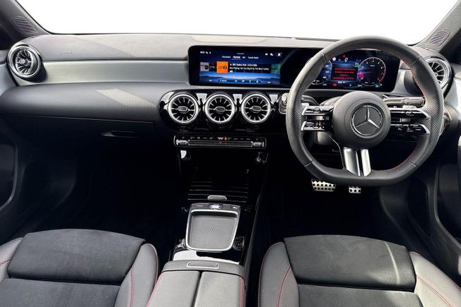 MERCEDES-BENZ A Class Photo 10