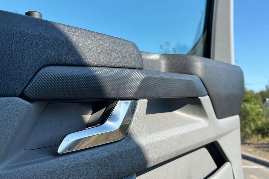 Ford TRANSIT CUSTOM Photo autoimg-e8ef32f8a36aa1d8741cfaa407a8872f329e5d2f.jpg