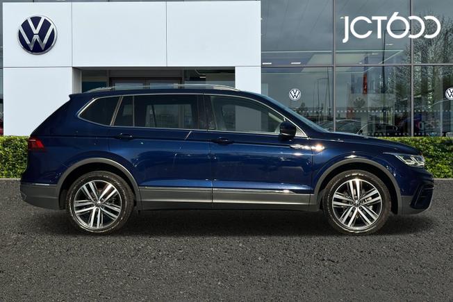 VOLKSWAGEN Tiguan Allspace Photo 4