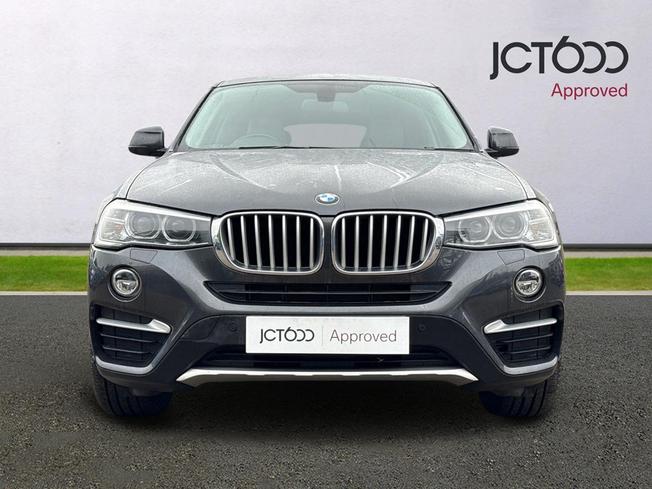 BMW X4 Photo 8