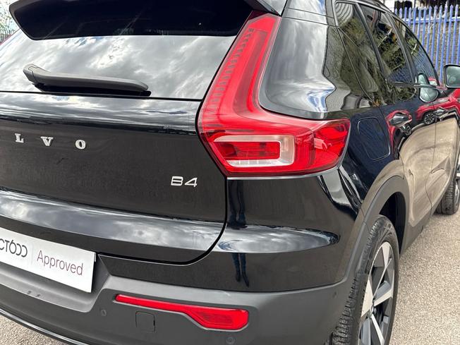 VOLVO Xc40 Photo 18