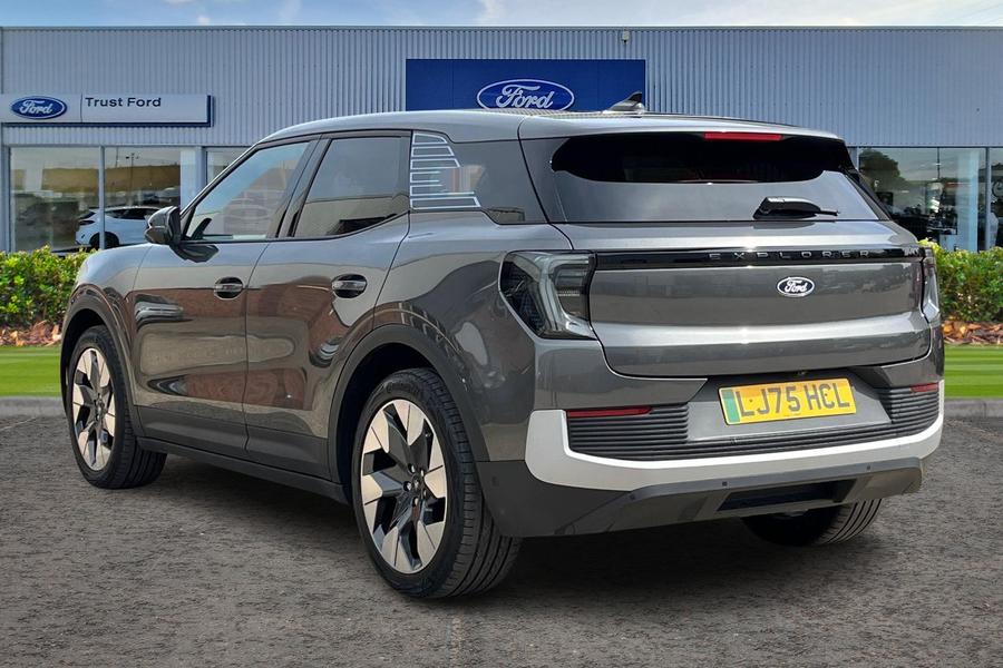 Ford Explorer Photo autoimg-e8f50a169c94c862de84d3d104402cce9e8af4be.jpg