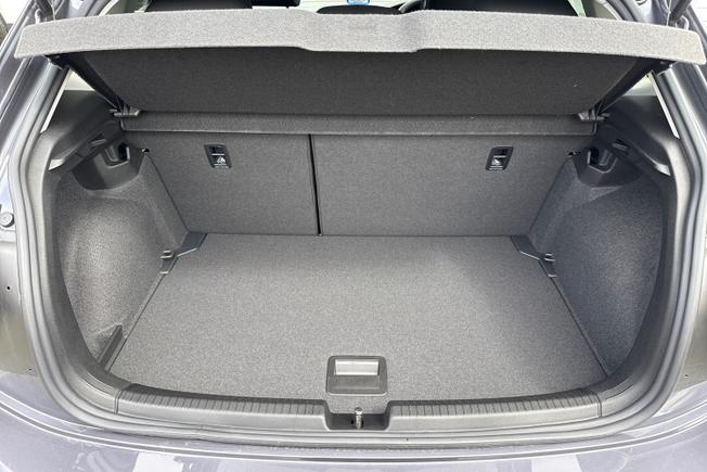 VOLKSWAGEN Polo Photo 12