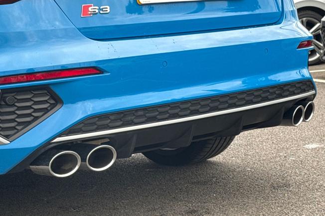 AUDI S3 Photo 47