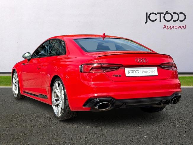 AUDI RS5 Photo 3