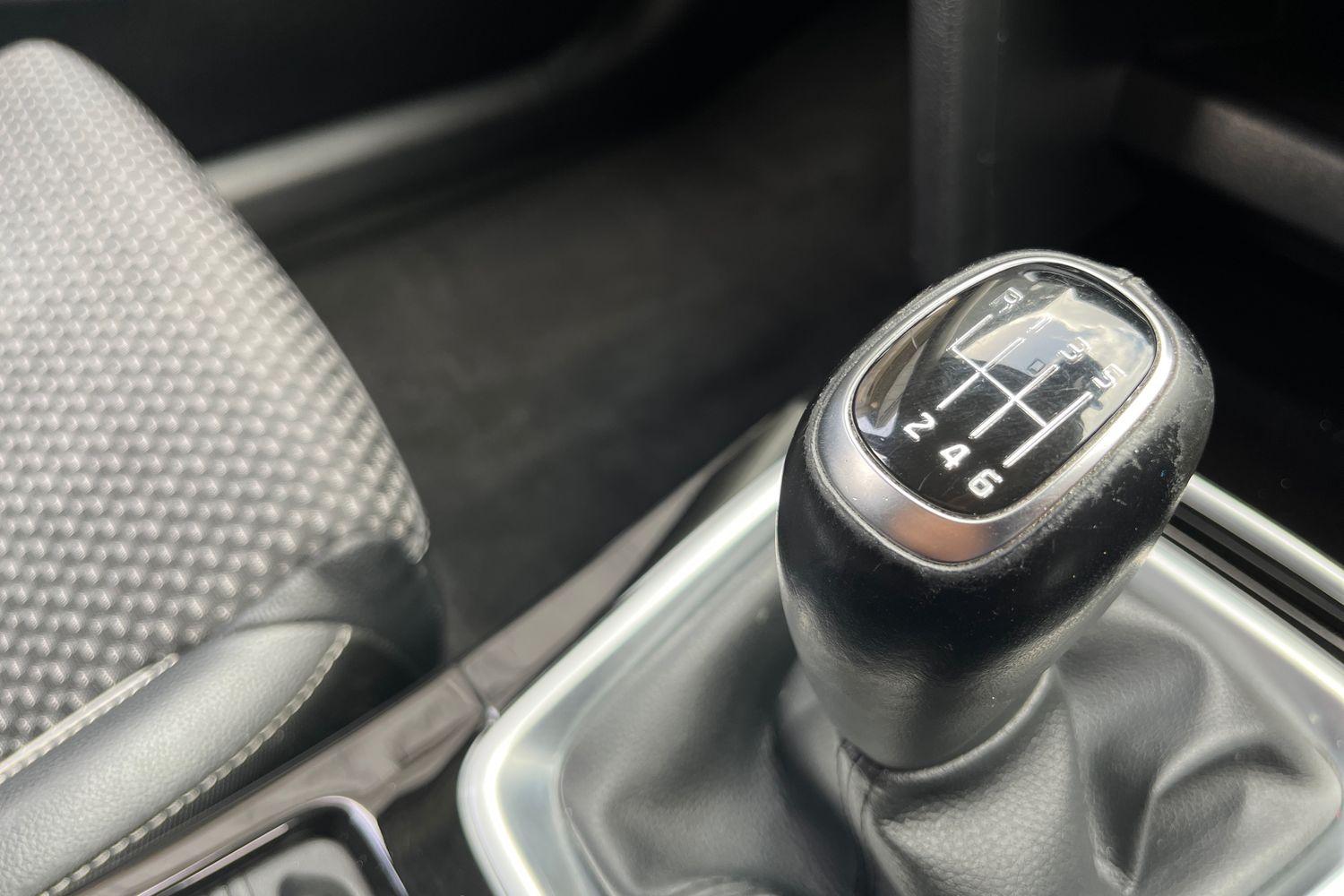 Kia XCEED Photo 33