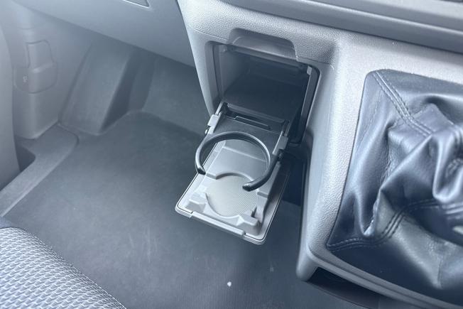 VOLKSWAGEN Transporter Photo 43