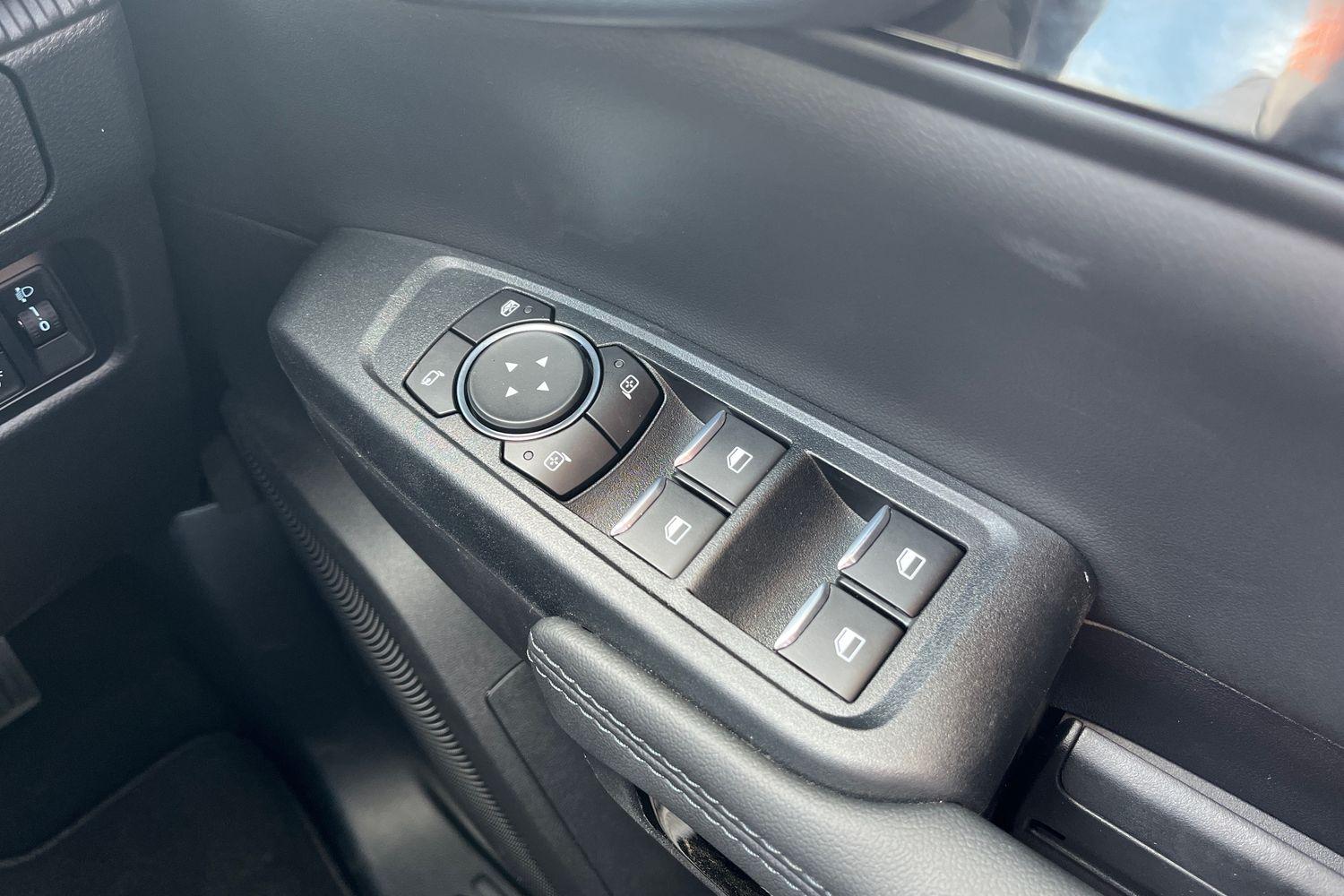 Ford RANGER Photo 33