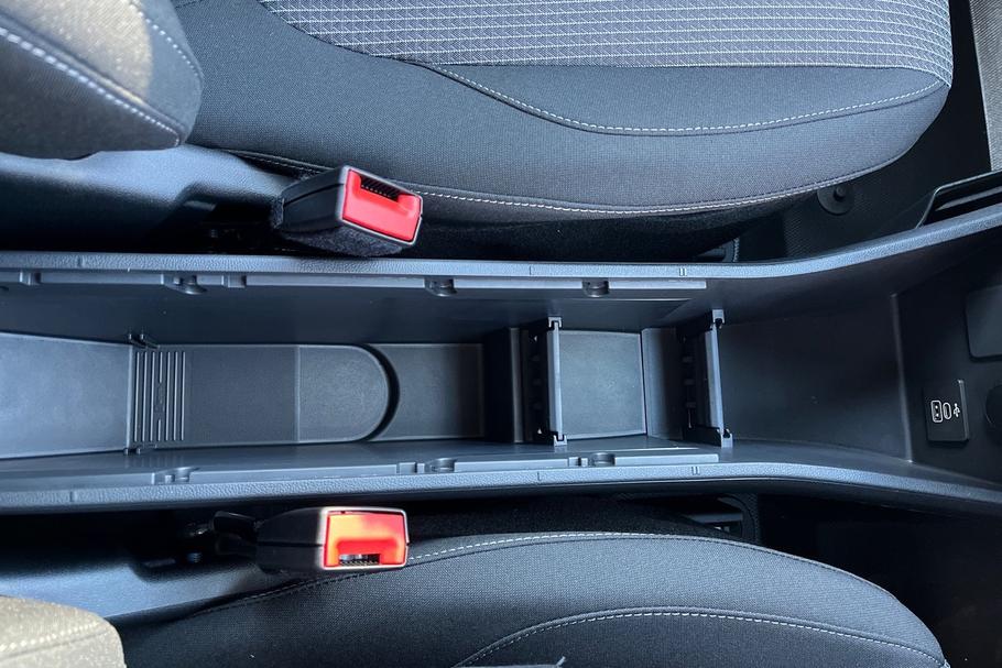 Used FORD E-TRANSIT COURIER YO75HFX 31