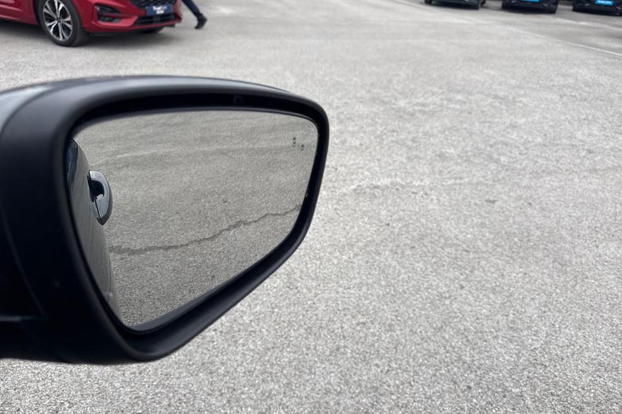 Ford KUGA Photo autoimg-e90034bf8212cd4e783556801171d908ba3d6acc.jpg