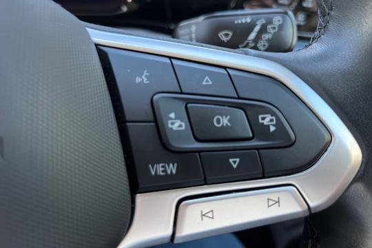 Volkswagen Golf Photo autoimg-e9021b1510993139e3d4c4f64db00a29d37b53c3.jpg