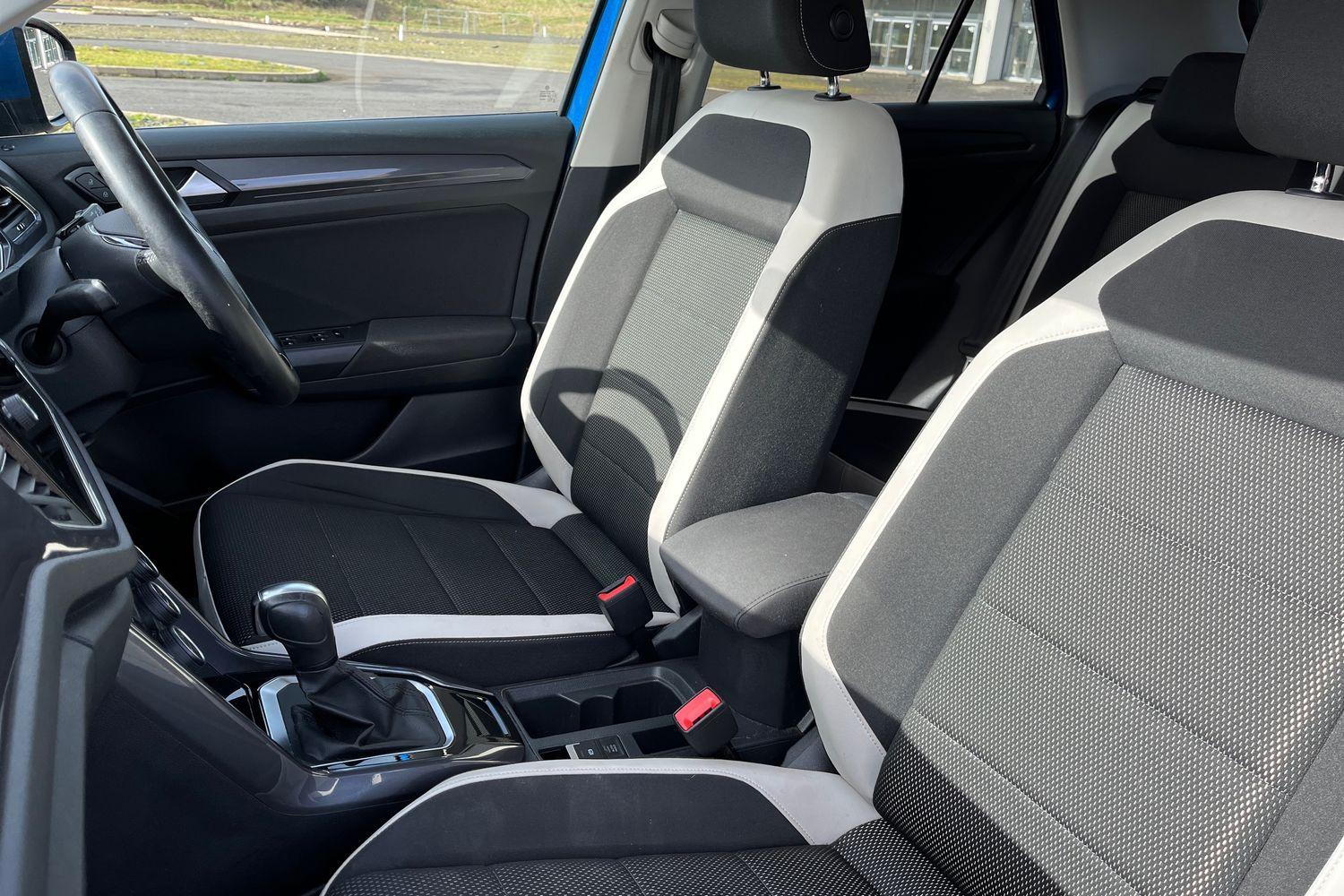 Volkswagen T-ROC Photo 18