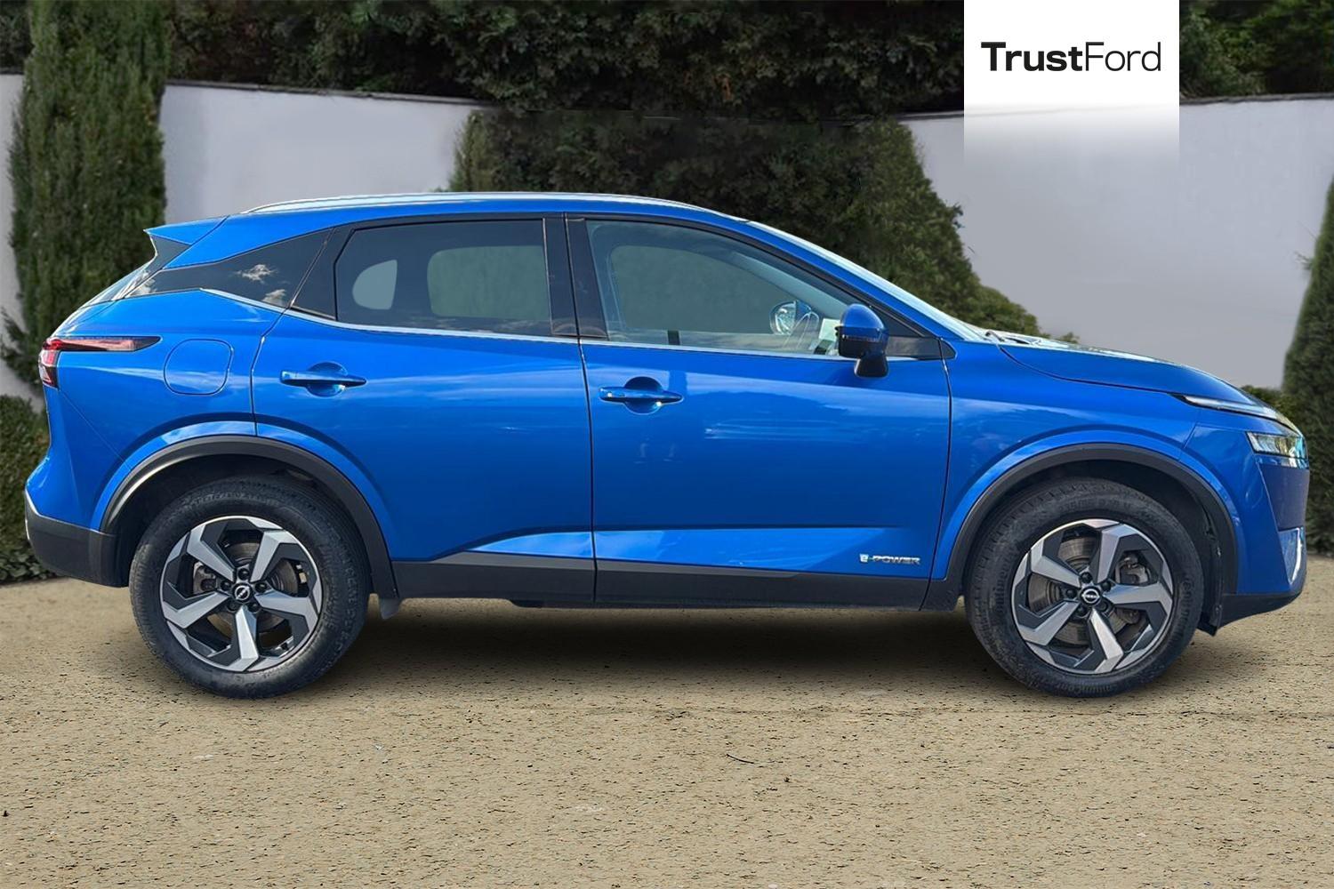 Nissan QASHQAI Photo 2