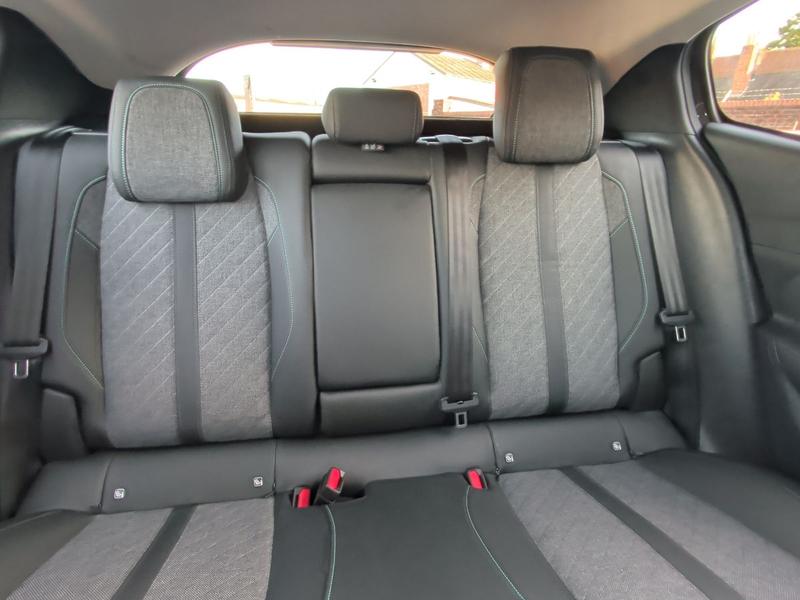 Used Peugeot 408 NV23LSF 29