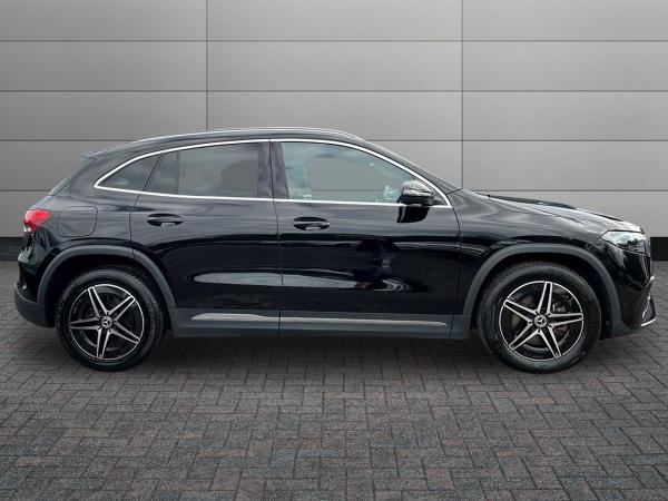 Mercedes-Benz EQA Photo autoimg-e90a7724aa88352e5dd41e05037fec98ceba7430.jpg
