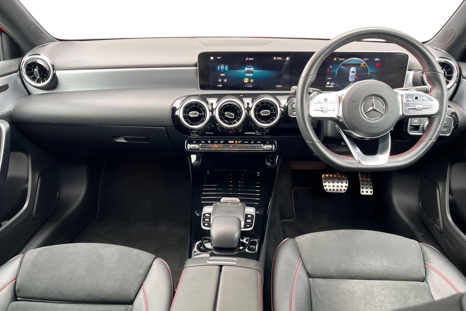Mercedes-Benz A CLASS Photo 9
