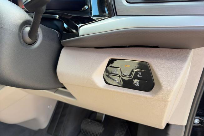 VOLKSWAGEN Multivan Photo 47