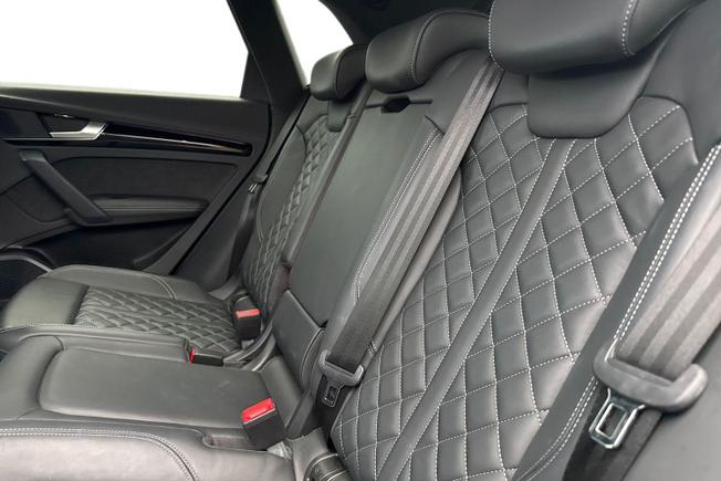 AUDI Q5 Photo 9