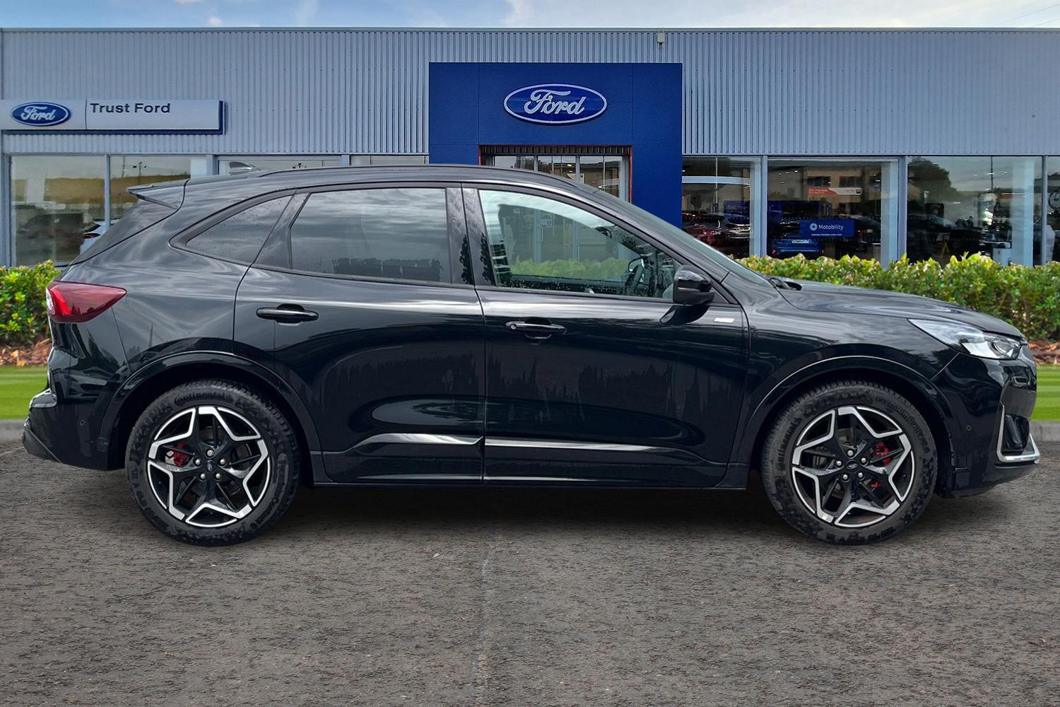 Ford KUGA Photo 2