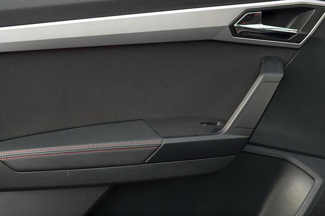 SEAT Arona Photo 43