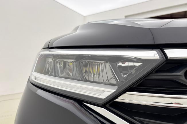 VOLKSWAGEN T-Roc Photo 19