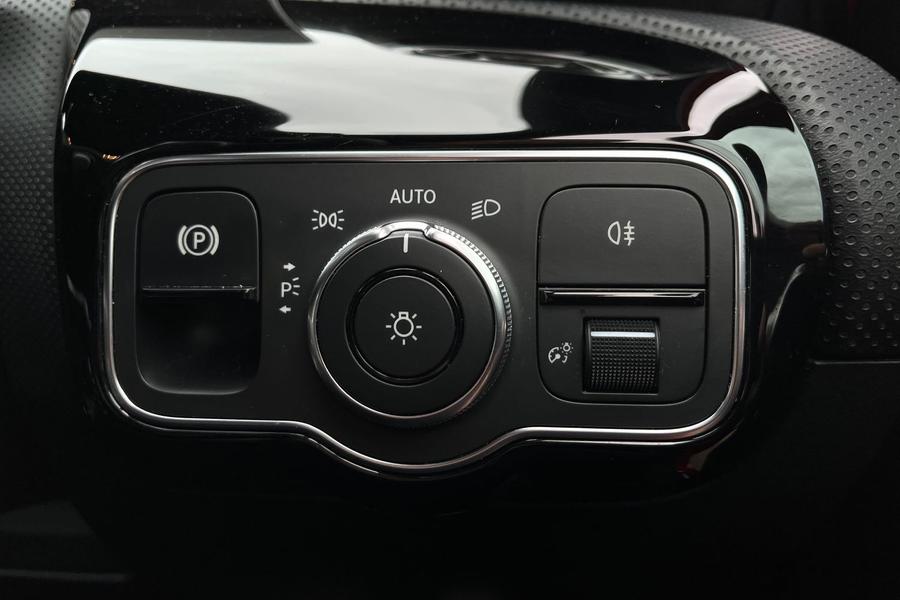 Mercedes-Benz A Class Photo autoimg-e919ae319fd83c6f1c666a33c31c579119e2af7e.jpg