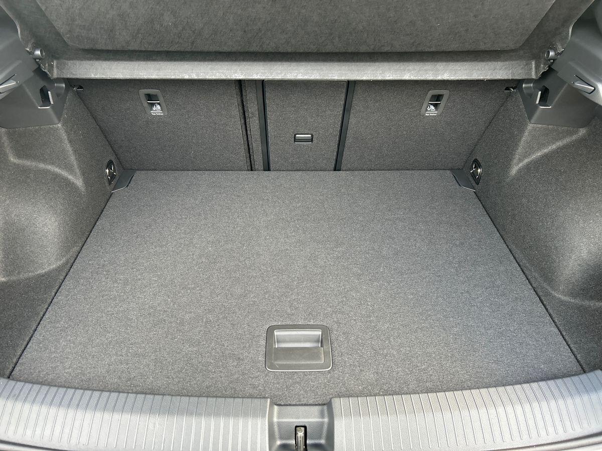 Volkswagen T-Roc Photo autoimg-e91afcb2a614eefe27f2c6f00d33553a006eede6.jpg