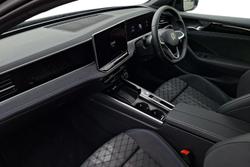 VOLKSWAGEN Passat Photo 2