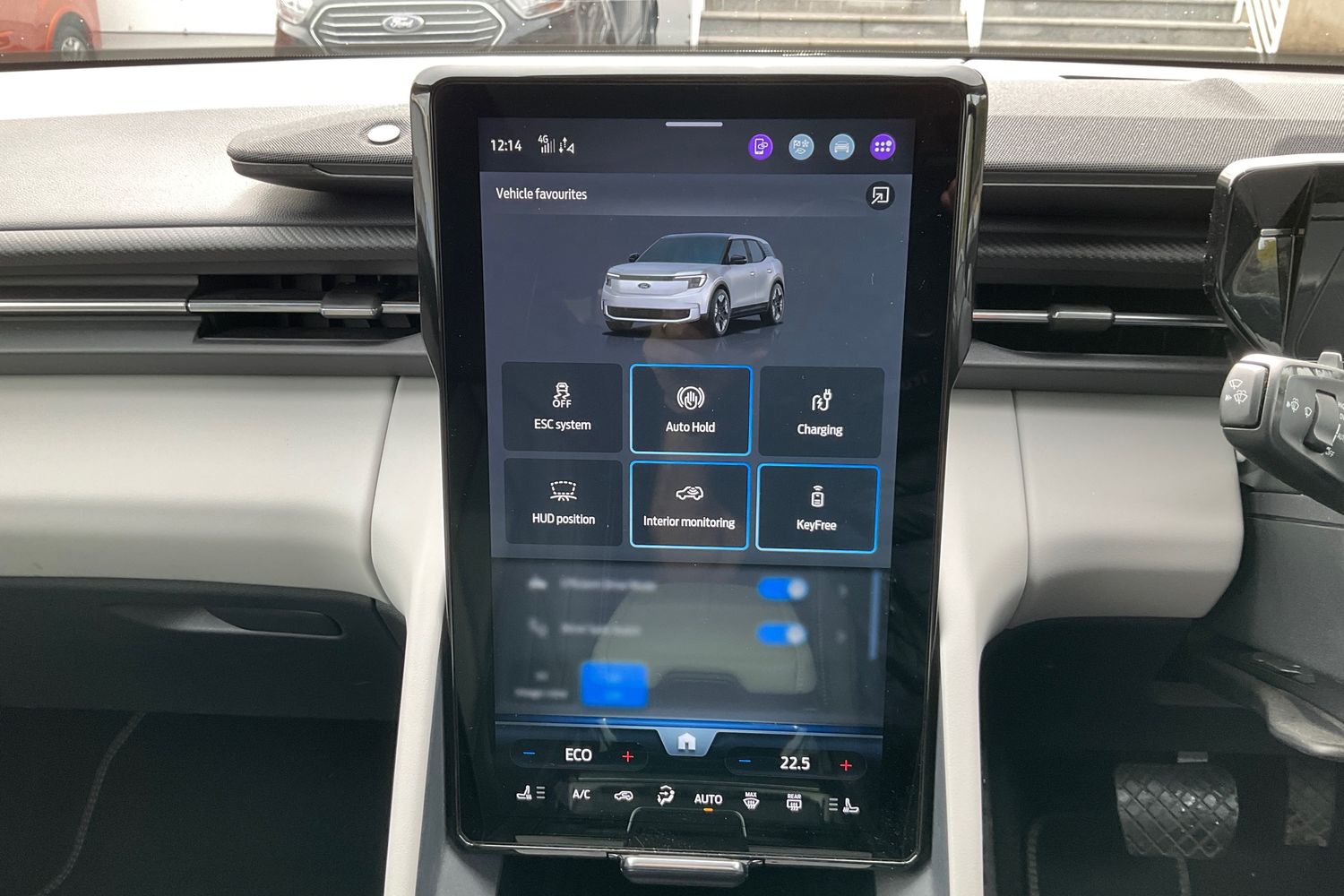 Ford Explorer Photo 27