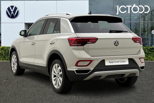 VOLKSWAGEN T-Roc Photo 3
