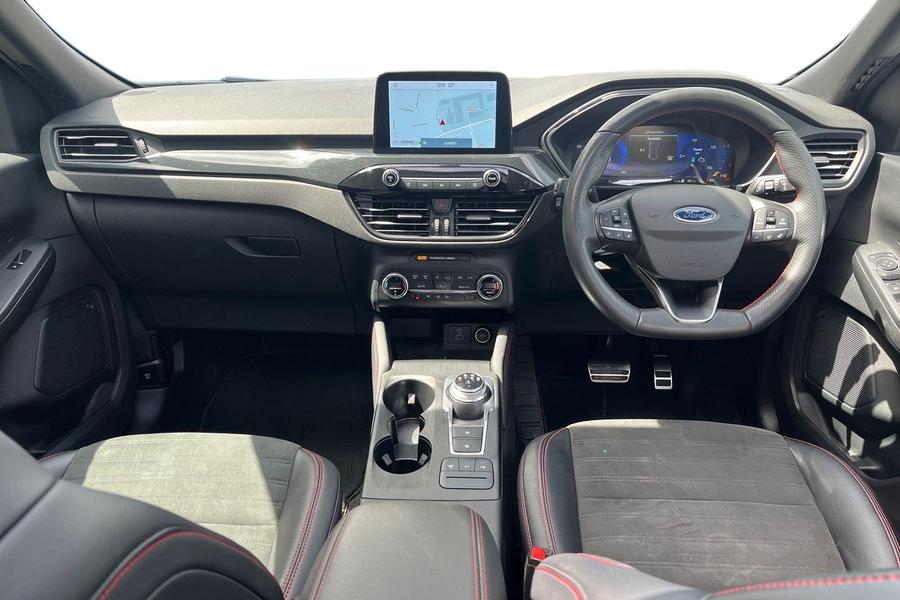 Ford Kuga Photo autoimg-e921a2d727ec36c2820eb25472e483e18969ee3e.jpg